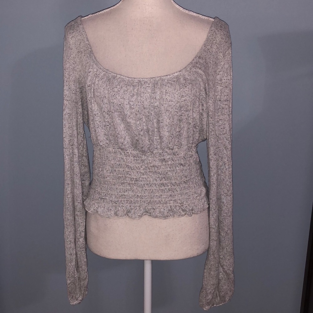 Fashion Nova long sleeve crop top